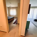 Sun&sea By Sasha Apartment